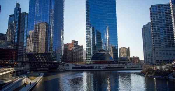 外贸公司宣传片制作_外贸公司宣传海报设计