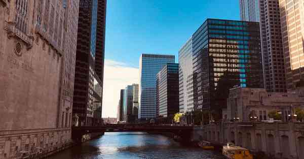 体育运动宣传语八个字_体育运动宣传语