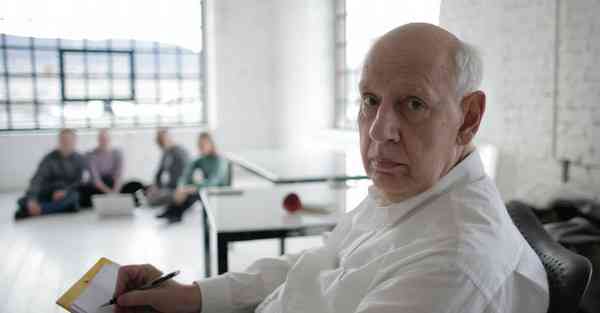 企业宣传片文案稿模板_企业宣传片文案开头