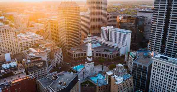 怎么制作宣传片开头_怎么制作宣传广播声音