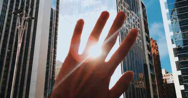 app宣传片制作价格_昂跑跑鞋测评真实推荐